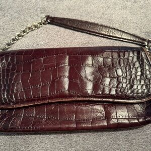 Elegant Crocodile-Embossed Brown Leather Clutch